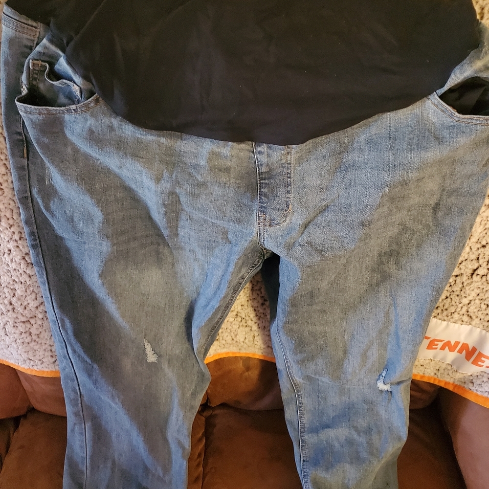 Maternity jeans